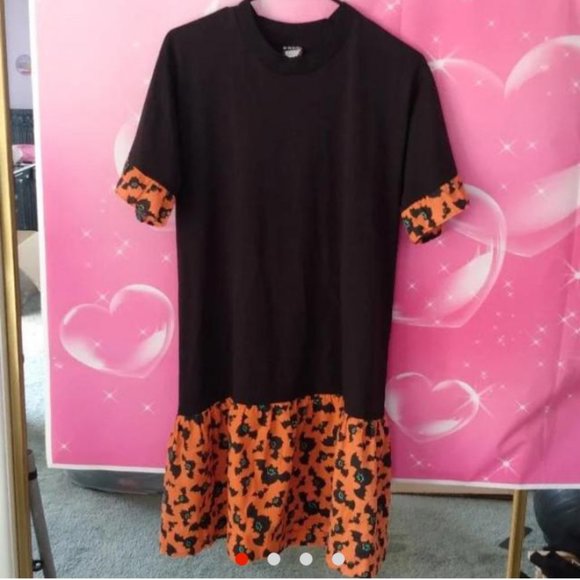 BAT T-SHIRT DRESS 🎃🦇 - Picture 1 of 4